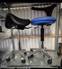 A Visit to our Chairgonomics Warehouse Display